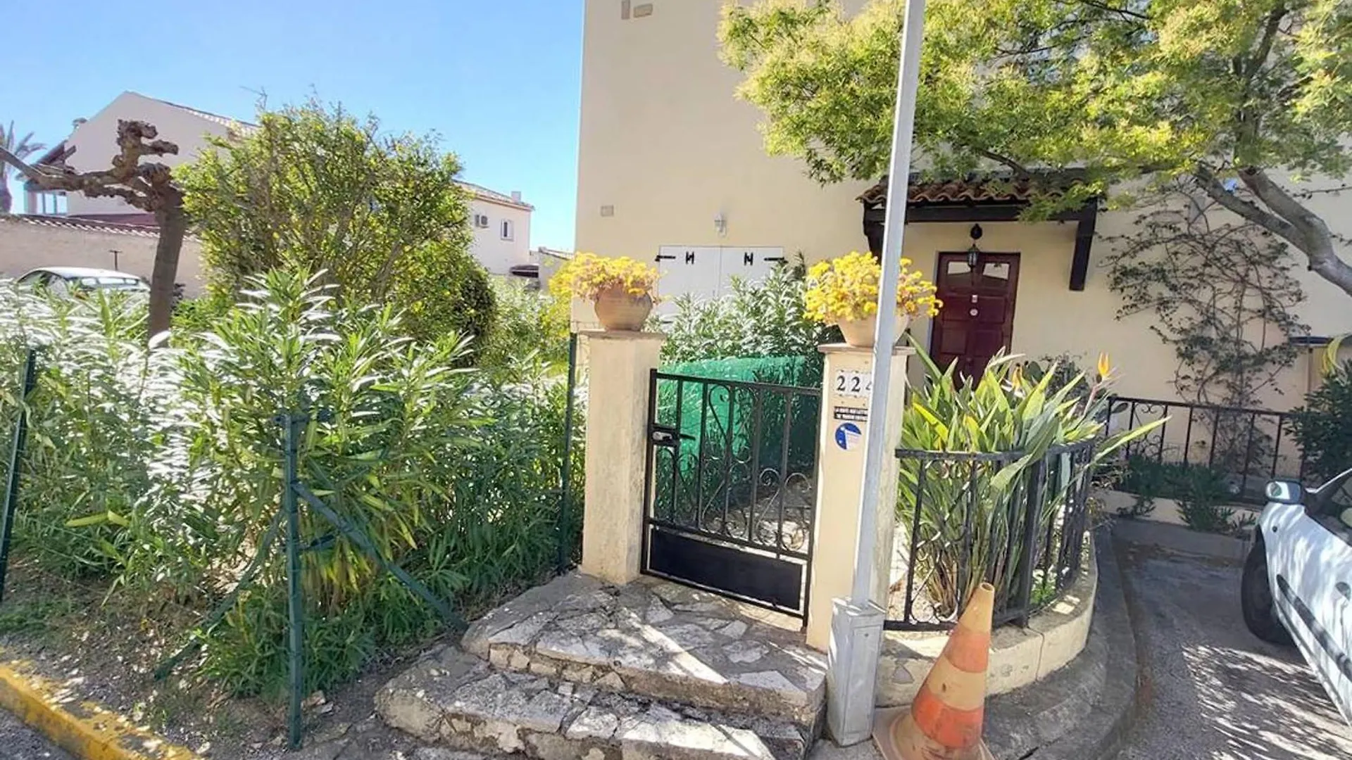 Duplex T3 Climatise - Terrasse & Balcon - Parking Prive - 700M Des Plages - Animaux Acceptes - Fr-1-316-327 Six-Fours-les-Plages Apartment